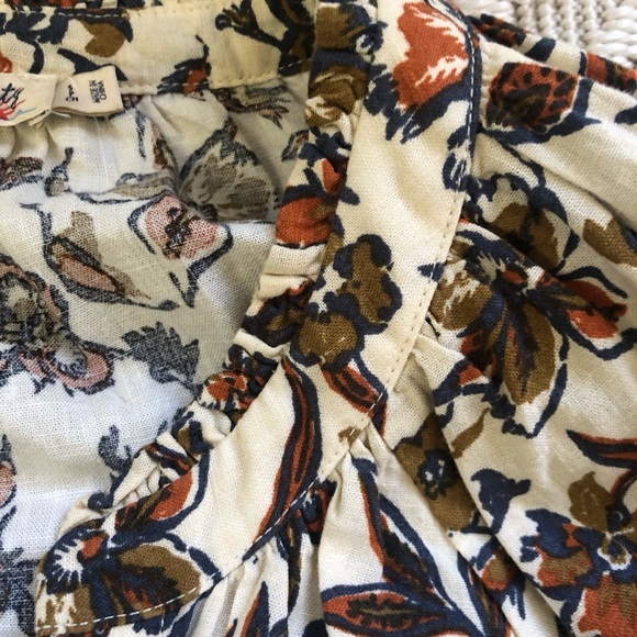 Evereve Fharety Floral Top Size Small - Picture 10 of 12